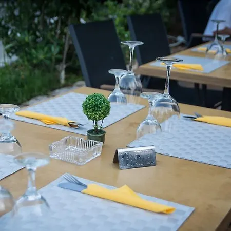 Hotel Kiani Akti Pórto Ráfti